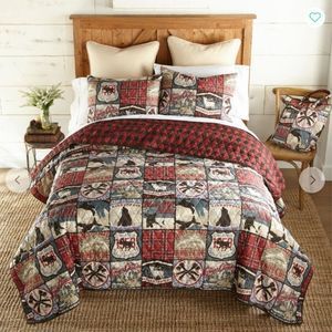 Country Lodge Great Outdoors Printed King Quilt Set with Matching Tote Bag